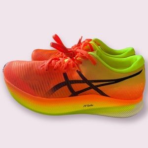 ASICS metaspeed sky size 9.5/11 super shoes